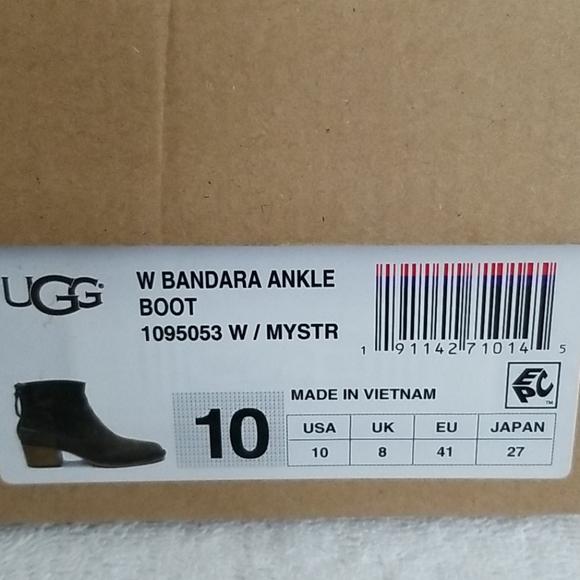New UGG Bandara Ankle Bootie - Picture 10 of 16